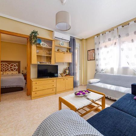 Cozy Appartment Torrevieja At Irina Exteriör bild