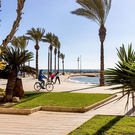 Cozy Appartment Torrevieja At Irina Exteriör bild