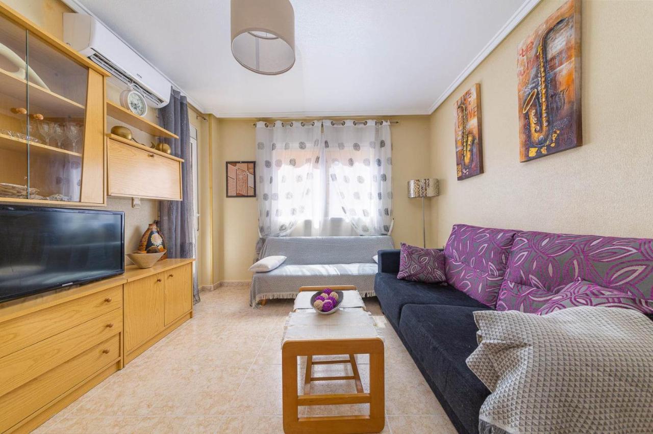 Cozy Appartment Torrevieja At Irina Exteriör bild