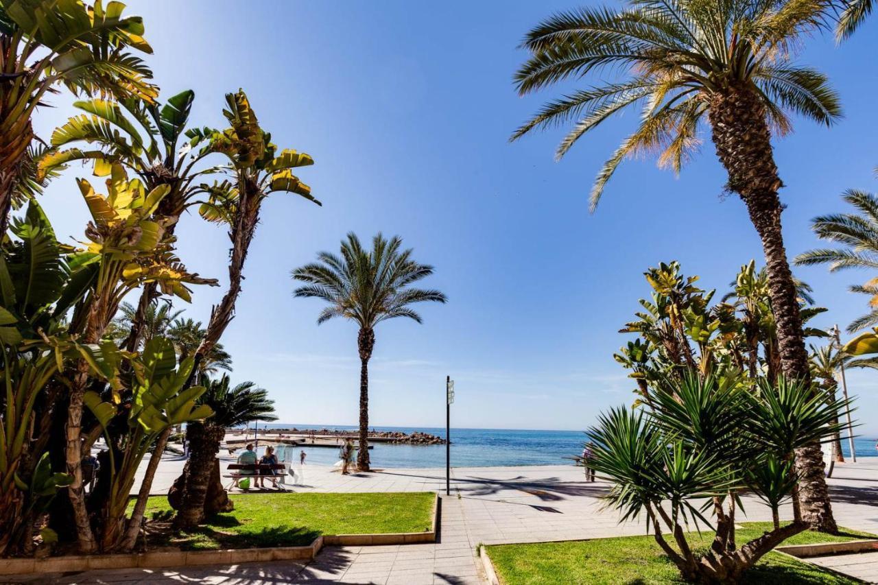 Cozy Appartment Torrevieja At Irina Exteriör bild